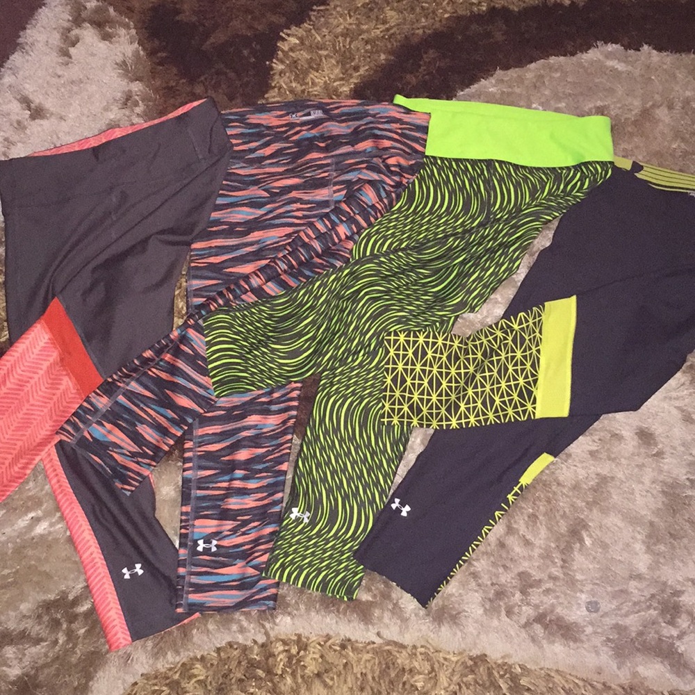 4 pairs under armour compressions size small